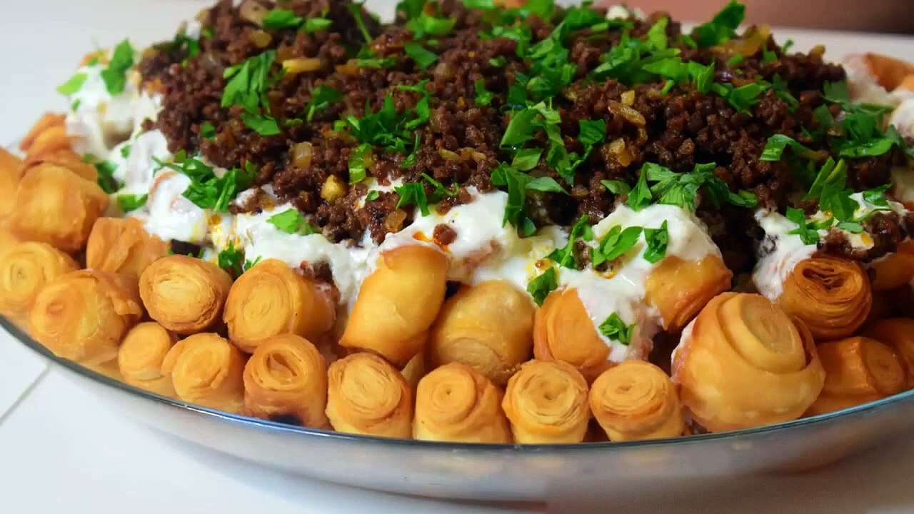 HAZIR YUFKA İLE KOLAY MANTI TARİFİ ŞİŞ MANTISı  Yalancı Mantı Tarifi