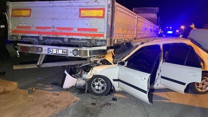 POLİSTEN KAÇAN ALKOLLÜ SÜRÜCÜ, KAZA YAPTI