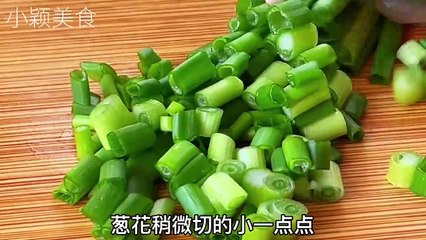 Membuat telur orak arik menggunakan air