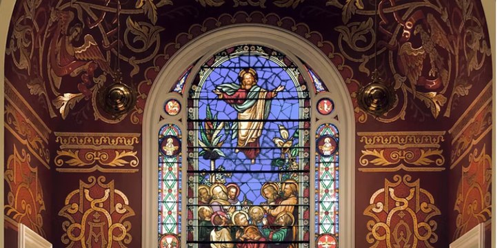 W jaki sposób Jezusa pozostaje z nami po swoim wniebowstąpieniu?