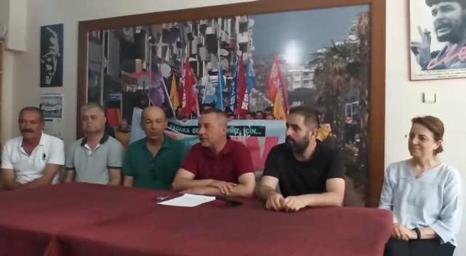 Eğitim-Sen Ödemiş Temsilcisi Tayfun Bengi: Kamu Çalışanları İradeleri Dışında AKP'ye Üye Yapılıyor