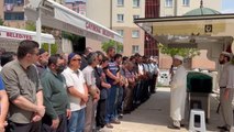 Şişli'de bir dairede ölü bulunan kişinin cenazesi defnedildi