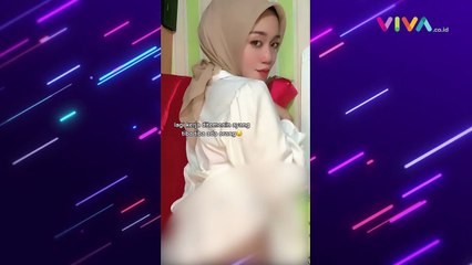 Viral! Pamer Belahan Dada Gunakan Hijab