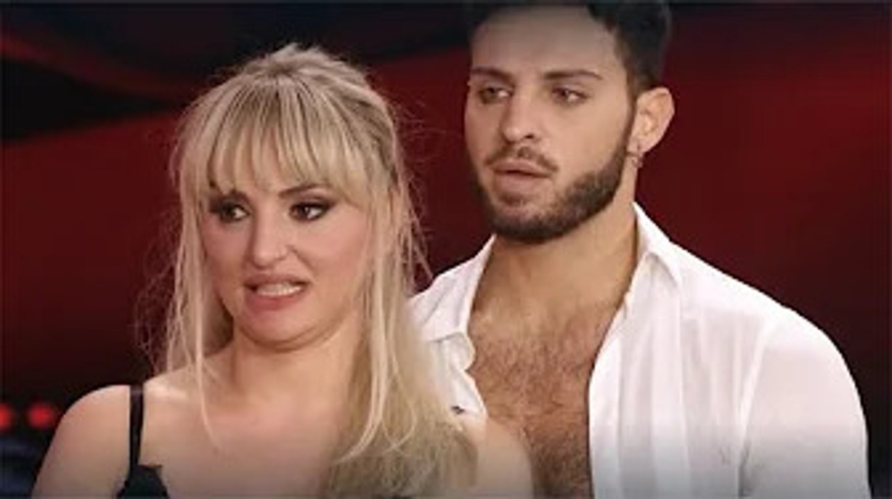 Vito Coppola è rottura con la cantante? Spunta il gossip con Lucrezia Lando Arisa e Vito Coppola si