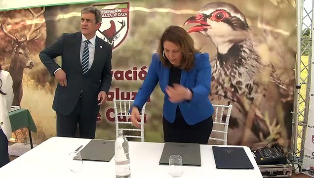 Crespo defiende que caza sostenible es vital para el futuro de mundo rural y biodiversidad