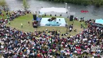 Piyanist Fazıl Say, kirliliğe dikkat çekmek için Munzur Nehri kıyısında konser verdi