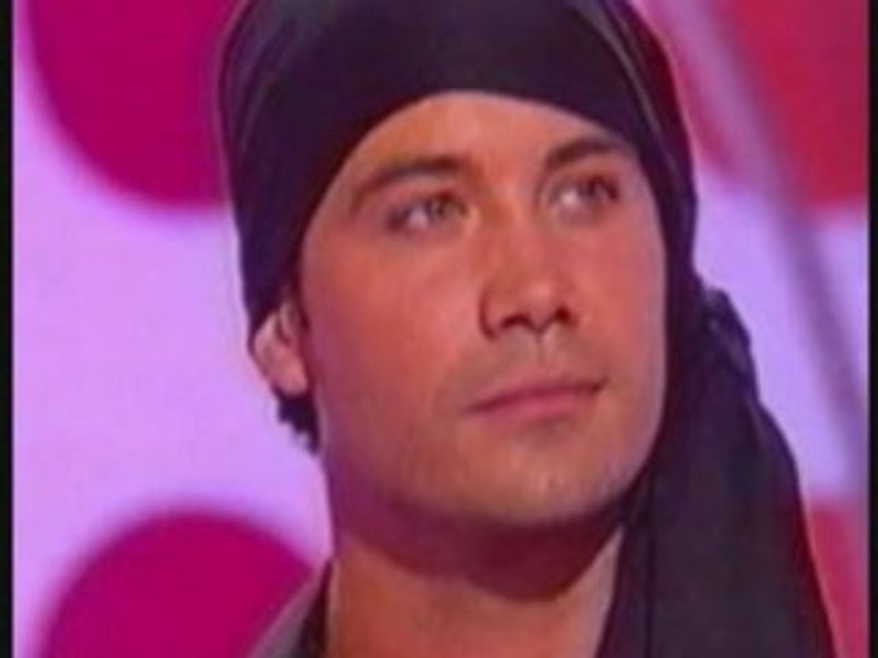 une nuit sur son épaule