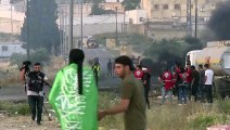 مواجهات بين الفلسطينيين والقوات الإسرائيلية في رام الله