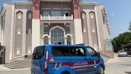 Göçmen kaçakçılığı operasyonunda yakalanan 5 zanlıdan biri tutuklandı