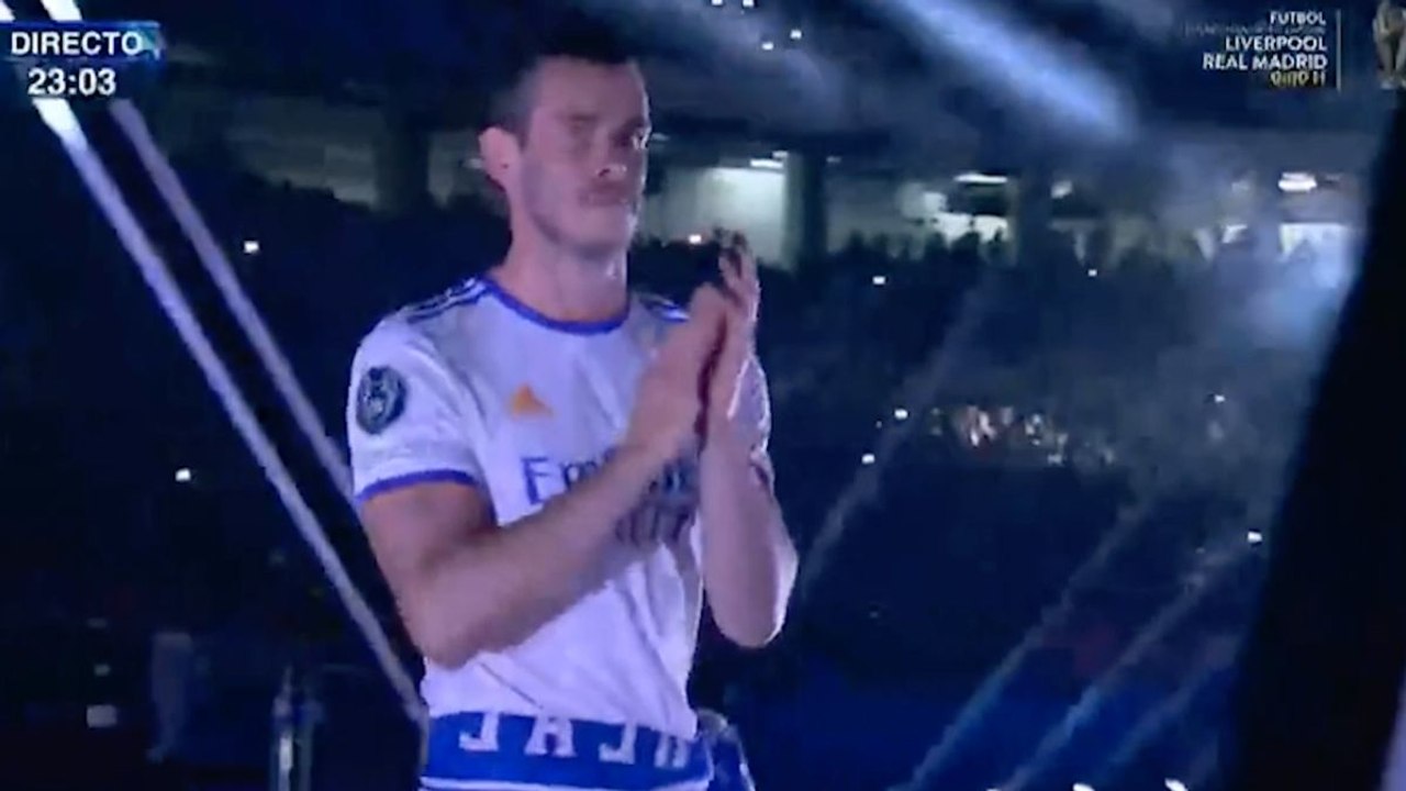Era el momento con más morbo y así reaccionó el Bernabéu: la salida de Bale en la celebración