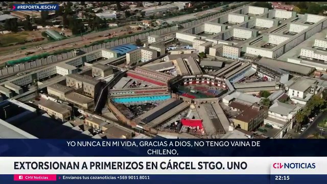 Caribeños extorsionan a primerizos chilenos en penal Santiago 1 - Reportaje CHV