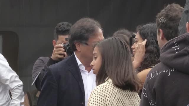 Kolombiya'da cumhurbaşkanlığı seçimi - Tarihsel Pakt koalisyonu adayı Petro oyunu kullandı