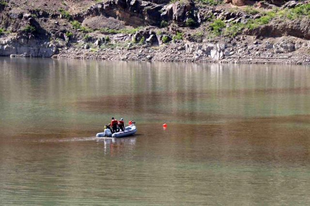 Erzurum JAK, Fevzi Bulut'u bulmak için arama kurtarma çalışmalarına devam ediyor