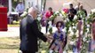 Los Biden visitan las localidad tejana de Uvalde y rinden homenaje a las víctimas