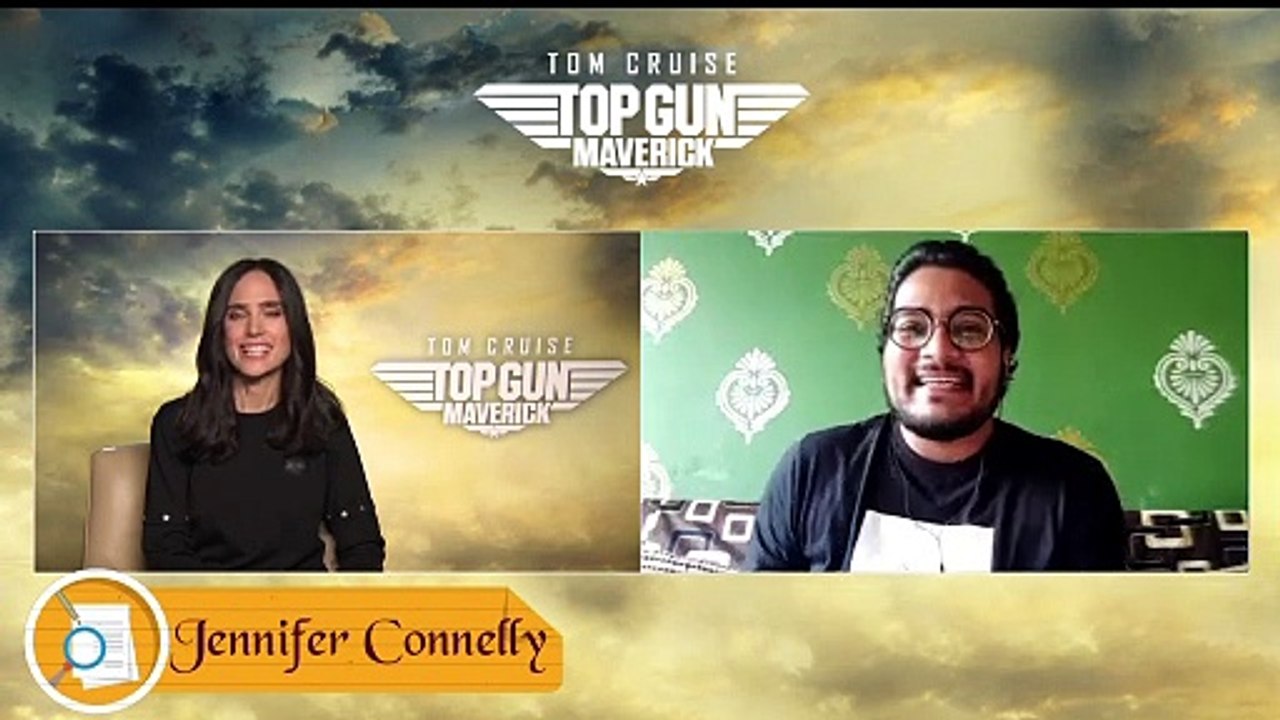Jennifer Connelly Reacts To The Viral Tom Cruise Kiss In Top Gun: Maverick | Superhero Role