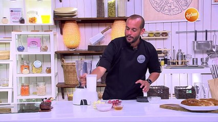 سموذي فراولة بالموز | عمر اسماعيل