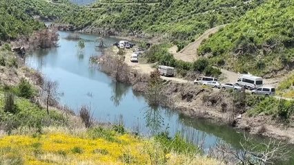Baraj gölüne giren kardeşlerden biri boğuldu, diğeri kurtarıldı