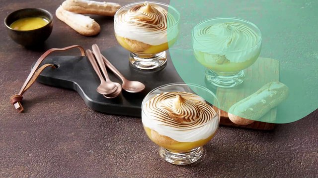 Tarte citron meringuée et biscuits cuillère en verrine