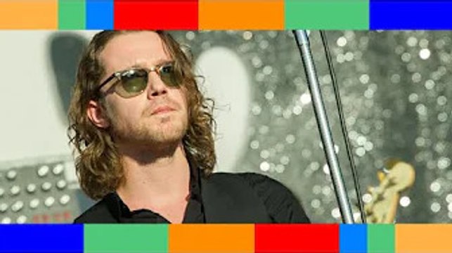 ✟ Julien Doré révèle la mort de sa maman dans un message déchirant accompagné d'une photo boulevers