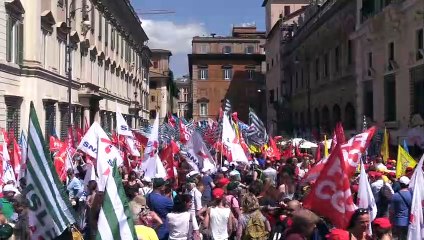 Download Video: Scuola, sindacati in piazza: 