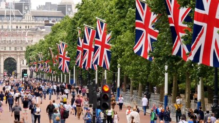 Jubilee Celebrations with David Emanuel: We chat with the fashion designer ahead of the long bank holiday