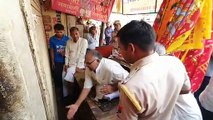 मेहंदीपुरबालाजी:  दुकान का ताला तोड़ चोरों ने  तिजोरी से किए बीस लाख पार, एसपी पहुंचे