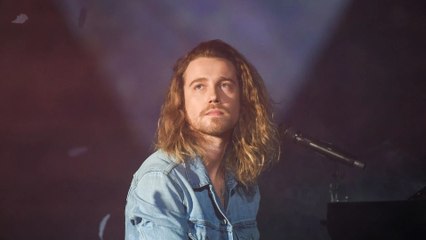 Julien Doré : la bouleversante annonce de la mort de sa mère