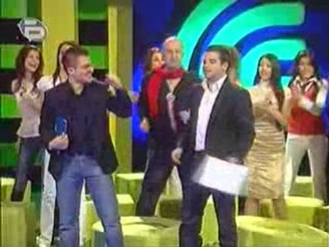 Ivana - Neshto neTipichno Piano version LIVE