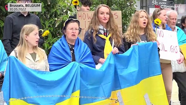 Demonstration outside the EU summit in support of Ukraine