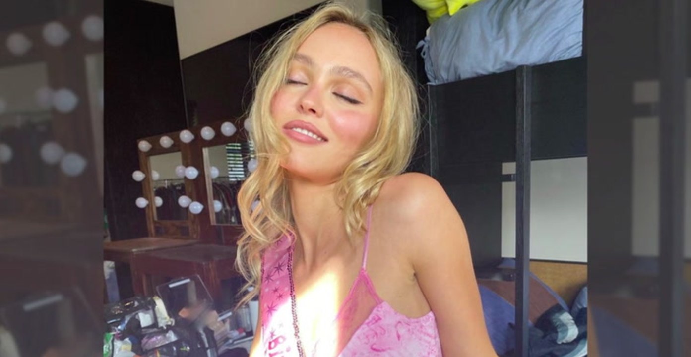 Während ihr Vater vor Gericht steht: Lily Rose Depp postet DIESE Fotos