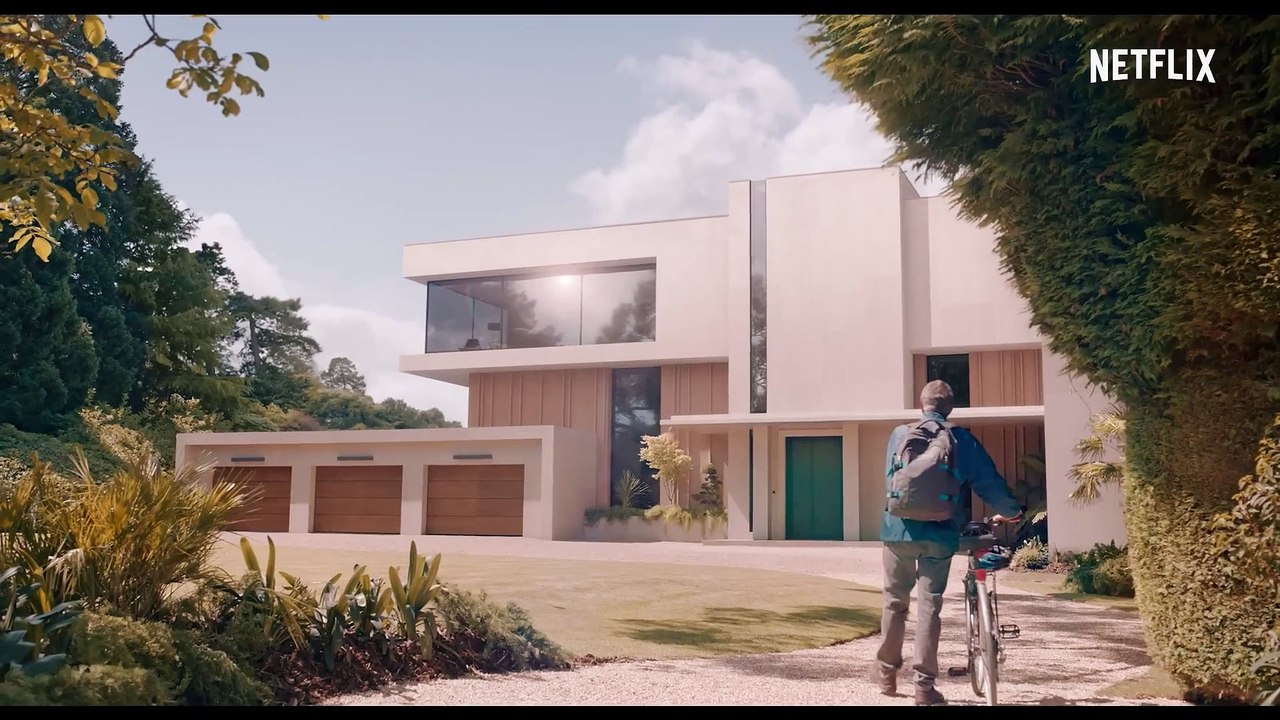 Man Vs Bee Staffel 1