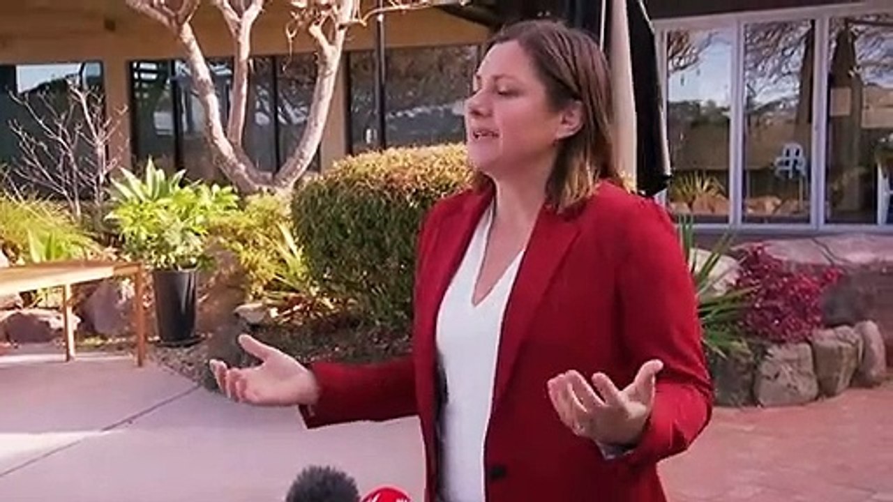 Labor projected to form majority government