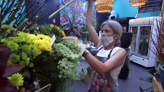 Business groups urging government address worker shortages