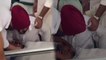 Sidhu Moosewala Last Rites पर Father का प्यार करते Emotional Video Viral | Boldsky