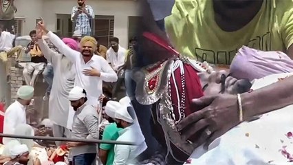 Sidhu Moosewala के Father का ये Video देख आप भी देंगे उनके हिम्मत की दाद Full Video Viral | Boldsky