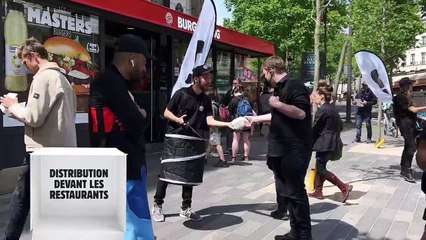 L'association de défense des animaux L214 détourne l’opération du "Burger Mystère" de Burger King pour exposer les pratiques d’élevage intensif du fast-food - VIDEO