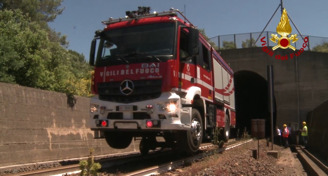 Monti (SS) - Soccorso in galleria ferroviaria, esercitazione dei Vigili del Fuoco (31.05.22)