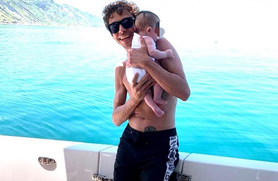Valentino Rossi è al settimo cielo dopo la nascita di Giulietta