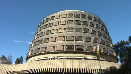 PP y Vox llevarán al Constitucional el decreto del catalán