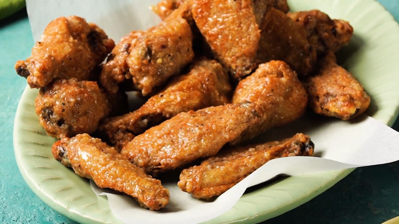 Garlic-Parmesan Wing Sauce Recipe