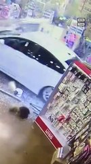 Car Crashes Into Arizona Beauty Salon