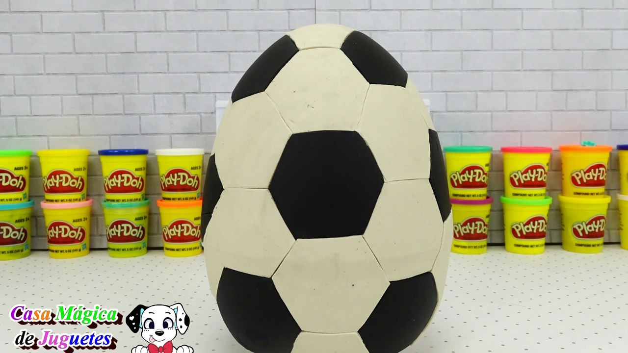 Huevo Gigante Sorpresa de Plastilina Playdoh de Una Pelota de FUTBOL