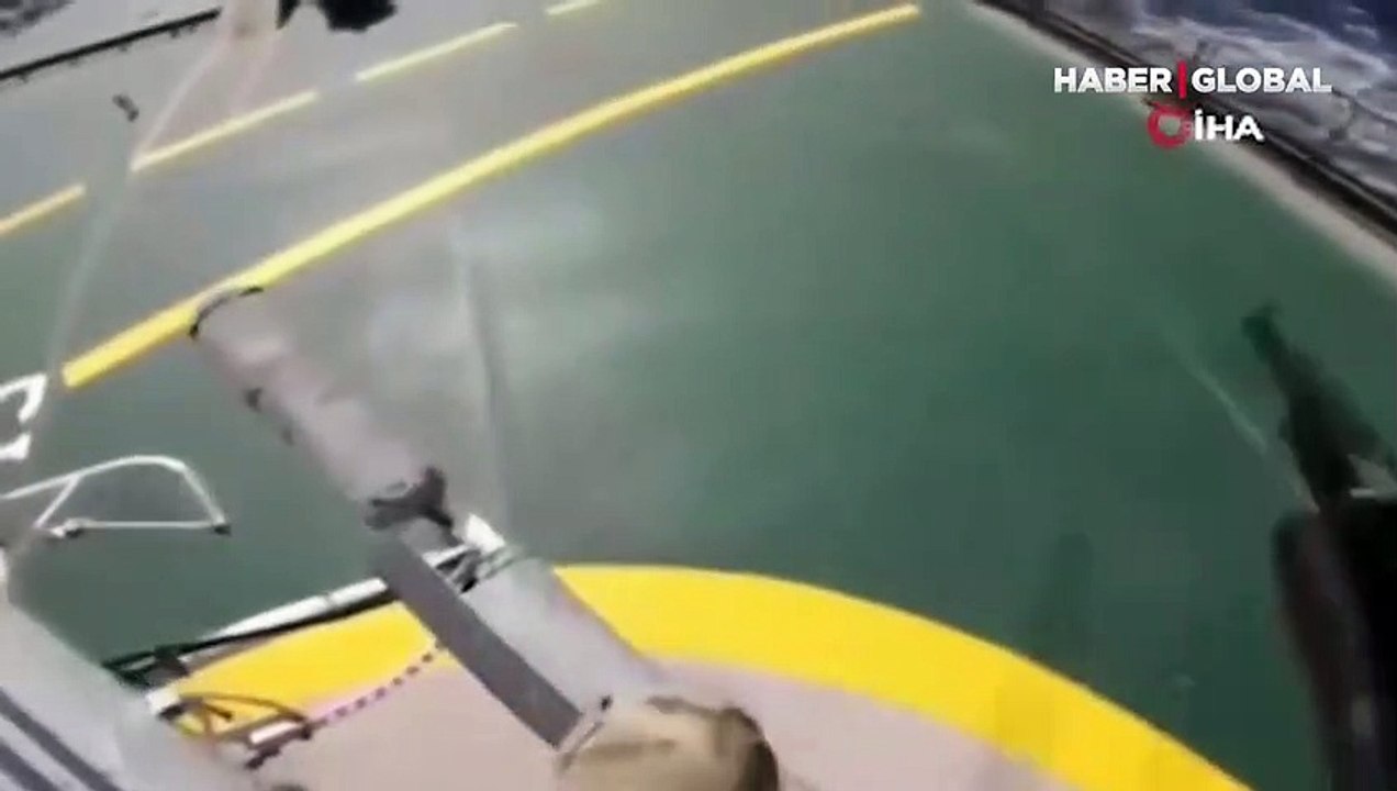 İran, Yunanistan’a ait petrol tankerlerine el koyduğu anlara ait görüntüleri yayınladı