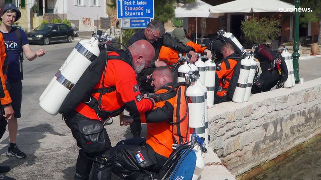 Grecia | Dos grupos ecologistas luchan contra las redes fantasma abandonadas