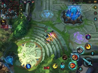 Wild Rift Gameplay: New Season, Same Pantheon Beast