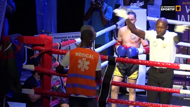 La soirée de Muay-Thai des championnats nationaux WBC et du titre mondial WBC