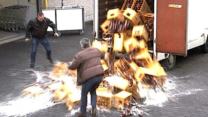 Don’t Put Your Finger There! Fails of the Week   FailArmy