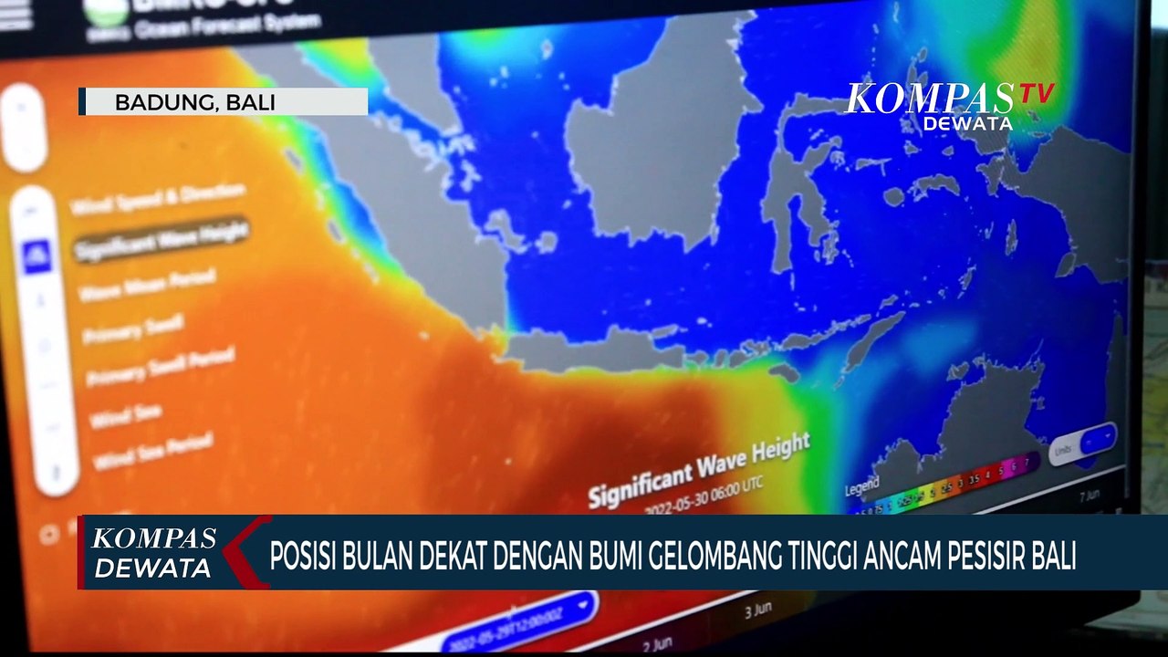 Gelombang Tinggi Ancam Pesisir Bali