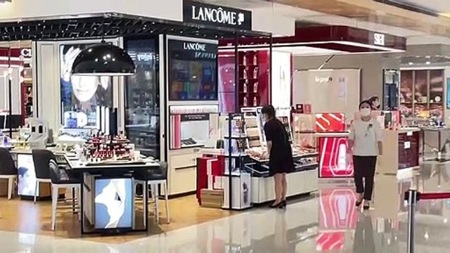 Covid en Chine: Shanghai reprend vie, après deux mois de confinement