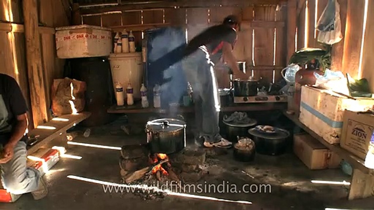 Eating in a Zeliang Naga kitchen